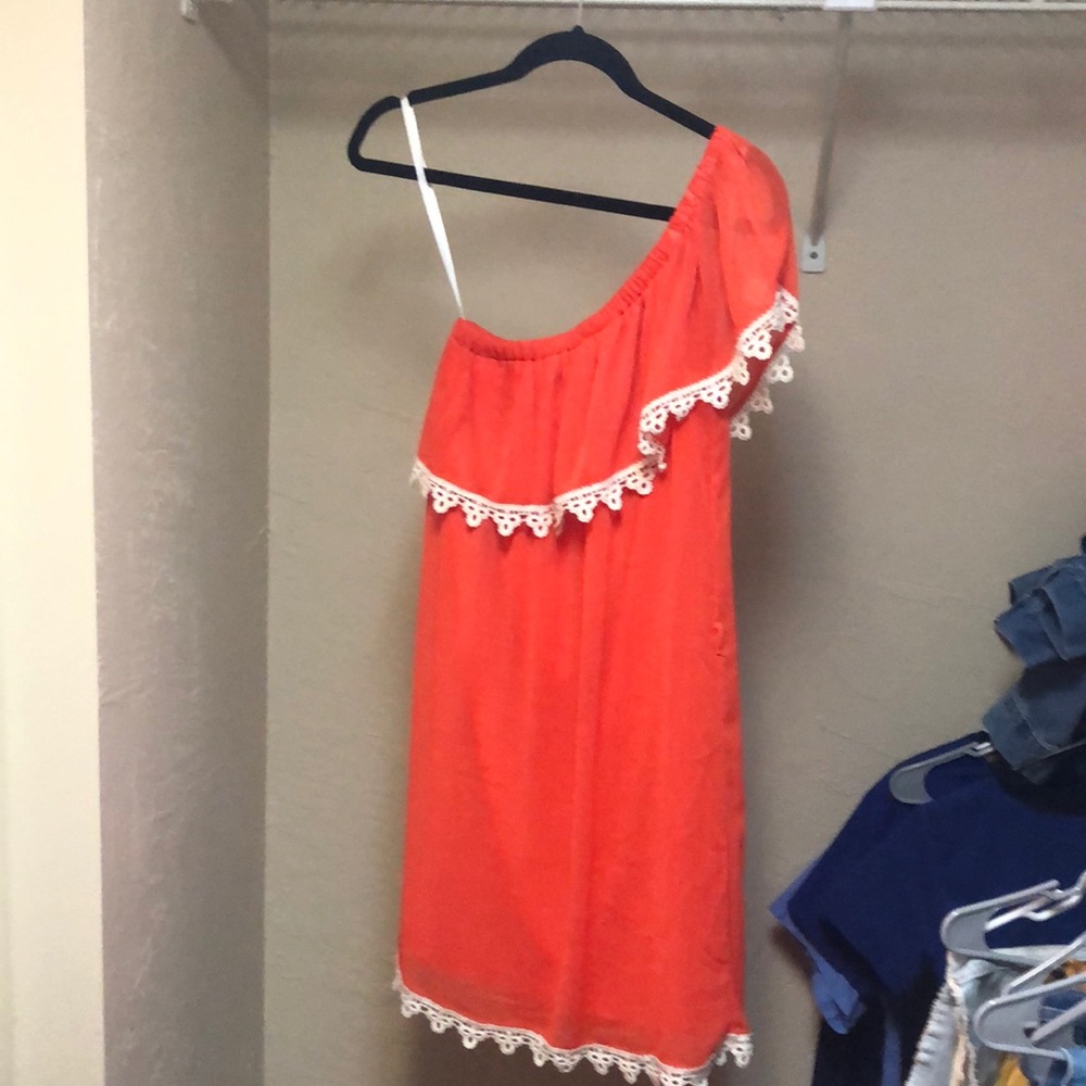 One shoulder dress